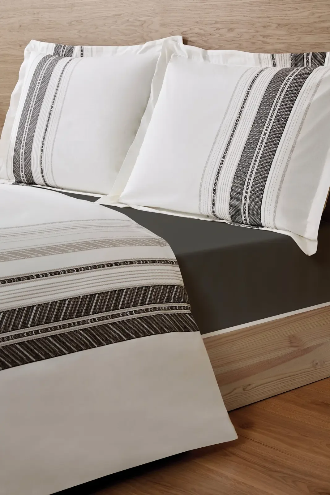 Özdilek Blend Süper King Size Saten Nevresim Takımı - görsel 3