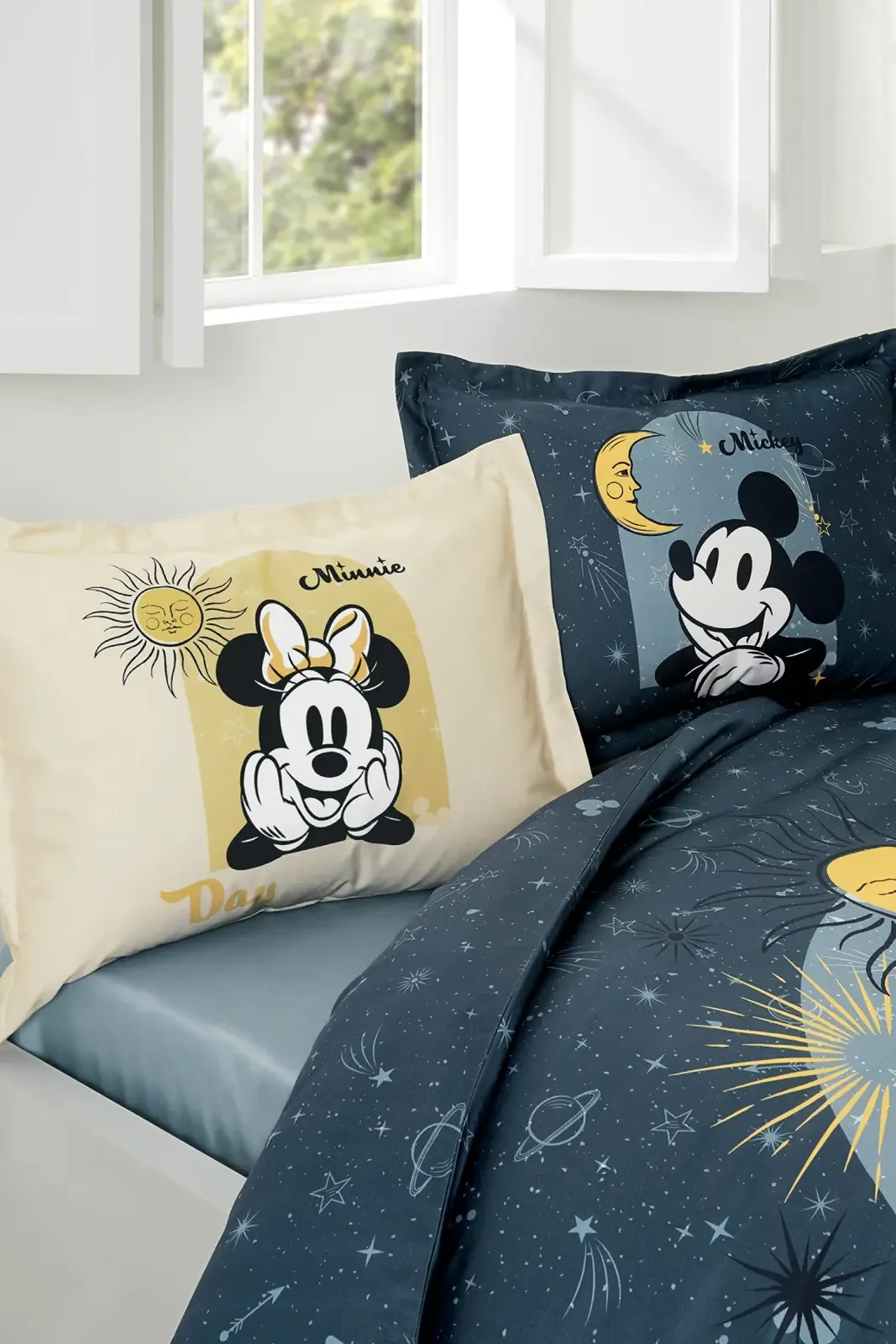 Özdilek Mickey & Minnie Mouse Day Çift Kişilik Disney Lisanslı Lastikli Çarşaf Nevresim Takımı - görsel 3