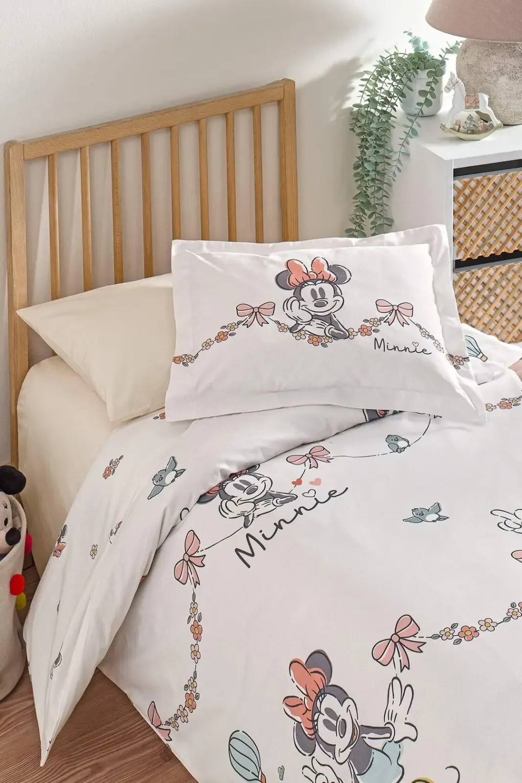 Özdilek Minnie Mouse Bowties Disney Lisanslı Bebek Nevresim Takımı - görsel 3