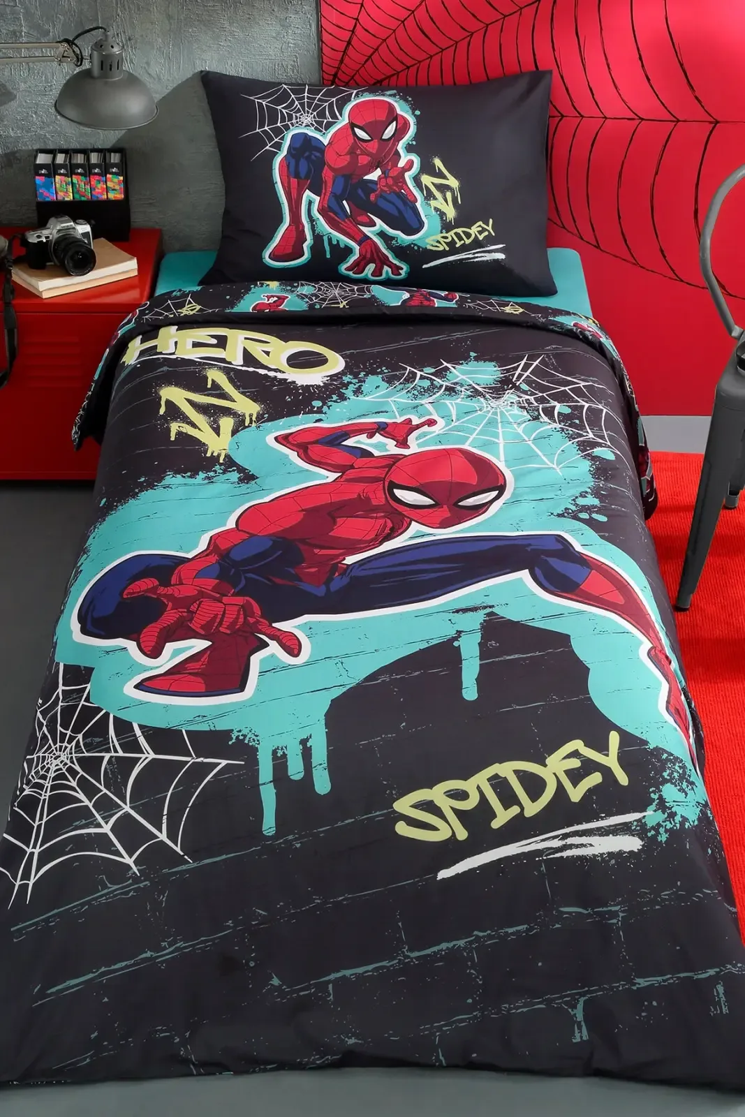 Özdilek Spiderman Street Tek Kişilik Lisanslı Lastikli Çarşaf Çocuk Nevresim Takımı - görsel 4